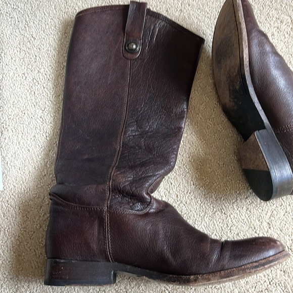 Frye Melissa button dark brown boots size 9.5. - Picture 7 of 7
